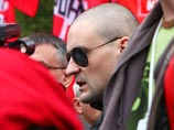 Сторонники оппозиционера Сергея Удальцова, находящегося под домашним арестом, заявляют, что следователи планируют 19 июня предъявить ему новое обвинение в рамках "болотного дела" Сторонники оппозиционера Сергея Удальцова, находящегося под домашним арестом, заявляют, что следователи планируют 19 июня предъявить ему новое обвинение в рамках "болотного дела"