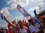 Митинг в поддержку Эрдогана проходит в районе Казлычешме на окраине города