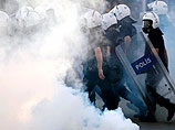 В Турции новое побоище с газом и водометами полиции и протестующих: среди сотен задержанных  - россиянин