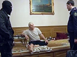 Ранее сообщалось, что Гучучалиев был вывезен в Москву, где дал показания, послужившие основанием для задержания мэра Махачкалы Саида Амиров