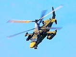 Le Journal de l'Aviation под заголовком "Российская авиация в чести" рассказывает о характеристиках главных экспонатах, которые можно увидеть как на площадке, так и в небе - вертолете Ка-52 "Аллигатор", истребителе Су-35 и учебно-боевом самолете Як-130