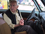 Ланг стал главным конструктором новой компании и взял на себя ответственность за производство Trabant на территории бывшего ГДР