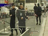 С Эйфелевой башни попытался броситься психически неуравновешенный поляк С Эйфелевой башни попытался броситься психически неуравновешенный поляк