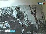 Между тем ветераны Пушкино утверждают, что бывшие городские власти собирались поставить Маслову прижизненный памятник - лжеветеран должен был быть изображен на коне Между тем ветераны Пушкино утверждают, что бывшие городские власти собирались поставить Маслову прижизненный памятник - лжеветеран должен был быть изображен на коне