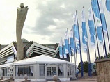 "Русский Давос" в Петербурге: гости платят за статус, горожане стоят в пробках "Русский Давос" в Петербурге: гости платят за статус, горожане стоят в пробках