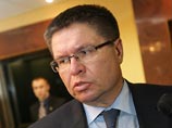 Зампред Центробанк РФ Алексей Улюкаев кулуарах ПМЭФ заявил, что, по его мнению, ослабление рубля не поможет российской экономике Зампред Центробанк РФ Алексей Улюкаев кулуарах ПМЭФ заявил, что, по его мнению, ослабление рубля не поможет российской экономике