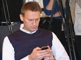 Оппозиционер Алексей Навальный рассказал, как его предвыборный штаб пытается заручиться поддержкой муниципальных депутатов и написал для москвичей инструкцию