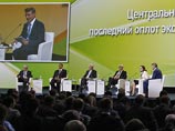 "Битва за рубль" ради российского ВВП: на форуме в Петербурге схлестнулись сразу четыре "министра экономики" "Битва за рубль" ради российского ВВП: на форуме в Петербурге схлестнулись сразу четыре "министра экономики"