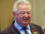 "Я считаю, что как в Тунгусском варианте, так и в Чебаркульском - это все-таки было ядро кометы, это громадная гора снега и льда", - заявил космонавт "Я считаю, что как в Тунгусском варианте, так и в Чебаркульском - это все-таки было ядро кометы, это громадная гора снега и льда", - заявил космонавт