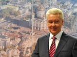 Кандидат в мэры Москвы Сергей Собянин, накануне без труда преодолевший так называемый муниципальный фильтр, теперь с тем же успехом собирает за себя подписи избирателей Кандидат в мэры Москвы Сергей Собянин, накануне без труда преодолевший так называемый муниципальный фильтр, теперь с тем же успехом собирает за себя подписи избирателей