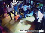 В Хакасии полицейские, приглашенные на свадьбу, избили гостей (ВИДЕО) В Хакасии полицейские, приглашенные на свадьбу, избили гостей (ВИДЕО)