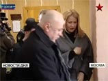С 23 ноября прошлого года Васильева находится под домашним арестом, тогда же ей и предъявили обвинение в мошенничестве в особо крупном размере. Она проходит обвиняемой по уголовному делу "Оборонсервиса", которое было возбуждено в отношении должностных лиц