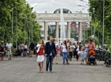 До величия и процветания осталось 7 лет: граждане описали Россию 2020 года До величия и процветания осталось 7 лет: граждане описали Россию 2020 года