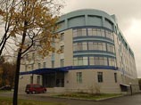 Тимирязевский суд признал их увольнения незаконными и постановил восстановить обеих в должности. Суд также обязал руководство школы выплатить педагогам моральную компенсацию (по 30 тысяч рублей каждой) и зарплату за все время, начиная с момента увольнения Тимирязевский суд признал их увольнения незаконными и постановил восстановить обеих в должности. Суд также обязал руководство школы выплатить педагогам моральную компенсацию (по 30 тысяч рублей каждой) и зарплату за все время, начиная с момента увольнения