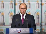 Президент Владимир Путин не встречался на Петербургском экономическом форуме с экс-министром обороны Анатолием Сердюковым