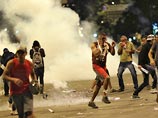В Бразилии продолжаются массовые беспорядки: в среду манифестации прошли почти в двух десятках городов, включая федеральную столицу - Бразилиа, где на подступах к зданию парламента произошли стычки между демонстрантами и полицией