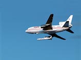 Самолет-носитель L-1011 Stargazer ("Звездочет") вылетел с авиабазы Ванденберг в Калифорнии в точку запуска ракеты в 05:30 по московскому времени, сброс ракеты над Тихим океаном произошел через час после этого