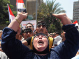 В египетских городах не прекращаются беспорядки, Ростуризм советует россиянам быть бдительными