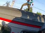 Вновь растет число жертв "зацепинга": в Подмосковье погиб еще один школьник Вновь растет число жертв "зацепинга": в Подмосковье погиб еще один школьник