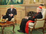 Белорусский президент встретился с посланцем Ватикана