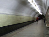Московский полицейский ранил в метро одного из пассажиров, пытавшихся отобрать у него оружие