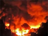 Перевозивший нефть поезд сошел с рельсов в Канаде и загорелся, сотни людей эвакуированы, огнем охвачена значительная часть города Ляк-Межантик (Lac-Mégantic) Перевозивший нефть поезд сошел с рельсов в Канаде и загорелся, сотни людей эвакуированы, огнем охвачена значительная часть города Ляк-Межантик (Lac-Mégantic)