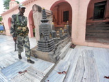 В Индии перед тремя буддистскими храмами взорвали бомбы