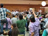 Ахмед Дума в июне был приговорен к полугоду тюрьмы за то, что называл Мохаммеда Мурси преступником. Вместе с ним в заключение попали еще 11 оппонентов Мурси и его движения "Братья-мусульмане"