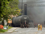 В Канаде число погибших при взрыве состава с нефтью достигло пяти человек