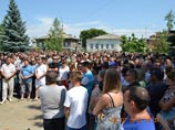 Власти снова пообещали справедливое расследование убийства в Пугачеве. Люди пригрозили самосудом