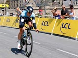 Британского велосипедиста облили мочой во время гонки "Тур де Франс"