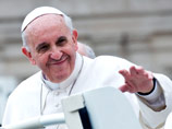 Папа Франциск отказался от всех привилегий при полете в Бразилию