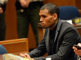Крис Браун, условно осужденный за избиение Рианны, теперь может попасть в тюрьму