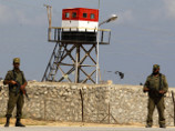 На севере Синайского полуострова шесть египетских военнослужащих получили ранения в результате скоординированной атаки боевиков. Ночью экстремисты атаковали три расположения армии в районе города Рафах, находящегося на границе с сектором Газа