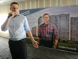 После того, как оппозиционера Алексея Навального, приговорили к пяти годам лишения свободы, он решил сняться с выборов мэра Москвы