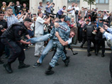 Сторонники Навального снова в центре Москвы - призывают продолжать "оккупай" Манежной