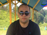 Глава Подмосковья поблагодарил родителей Марата Рахметова, спасшего двух девочек из воды, подарив значок Глава Подмосковья поблагодарил родителей Марата Рахметова, спасшего двух девочек из воды, подарив значок