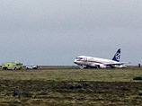 В Исландии аварийно сел SSJ-100, у которого не вышли шасси. Пострадал россиянин