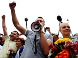 Пока в России гадают о подоплеке освобождения Алексея Навального, кое-кто на Западе предсказывает мрачное будущее всему протестному движению страны и подозревает власти в "циничной игре"