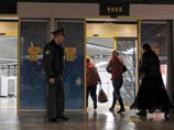 Причем опасность оказаться под стражей грозит не только спортсменам-гомосексуалистам, но и всем представителям традиционной ориентации, сообщают журналисты Причем опасность оказаться под стражей грозит не только спортсменам-гомосексуалистам, но и всем представителям традиционной ориентации, сообщают журналисты