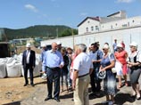 Единороссы решили не показывать свои лица перед губернаторскими выборами, чтобы не отпугивать избирателей Единороссы решили не показывать свои лица перед губернаторскими выборами, чтобы не отпугивать избирателей