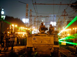 Египетская армия в ультимативной форме дала стороникам "Братьев-мусульман" 48 часов - до дня субботы - на присоединение к "дорожной карте" политического урегулирования в стране после свержения президента Мухаммеда Мурси