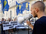 В Киеве ждут скандалов во время визита "императора всероссийского", а пресса объясняет размах юбилея Крещения Руси В Киеве ждут скандалов во время визита "императора всероссийского", а пресса объясняет размах юбилея Крещения Руси