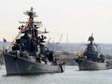 В Севастополе парад в честь Дня флота открыли Путин, подлодка и судно на воздушной подушке