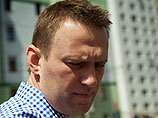 Навальный в своем "Живом Журнале" сообщил накануне, что на его избирательную кампанию было собрано пожертвований примерно на 20 миллионов рублей