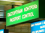 Российские пограничники отказались пускать Патрика Самборски в страну из-за того, что в его паспорте и визе значилось, что он - женского пола