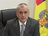 Онищенко упорно не видит политики в запрете украинских конфет и обещает проверить еще и печенье Онищенко упорно не видит политики в запрете украинских конфет и обещает проверить еще и печенье