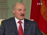 Президент Белоруссии Александр Лукашенко, "неоднократно грозивший открыть шлюзы нелегальной миграции, если Запад не прекратит политические нападки на Белоруссию", в прошлом году ослабил пограничный контроль для выезжающих на территорию ЕС