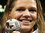 Ефимова выиграла золото на 50-метровке брассом