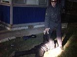 22 апреля Помазун открыл огонь в оружейном магазине в центре Белгорода, убив трех человек, а затем вышел на улицу и принялся стрелять по случайным прохожим, убив еще троих 22 апреля Помазун открыл огонь в оружейном магазине в центре Белгорода, убив трех человек, а затем вышел на улицу и принялся стрелять по случайным прохожим, убив еще троих